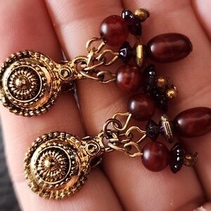 VTG Gold and Red Beaded Clip-On Earrings